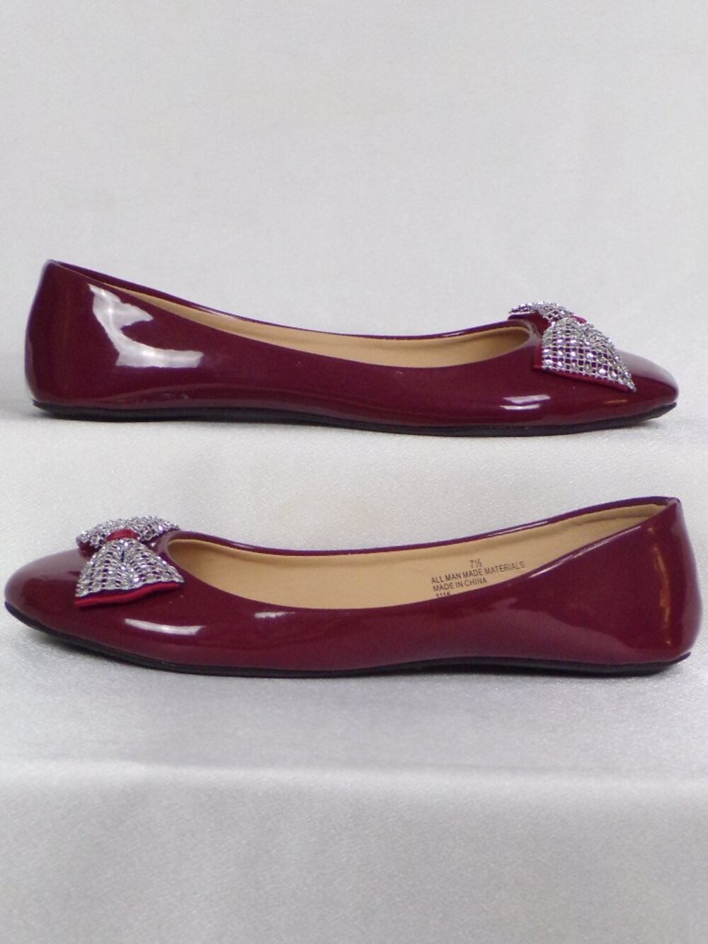 OSITOS size 7.5 burgundy faux-patent-leather ballet flats sequined bows all syn.